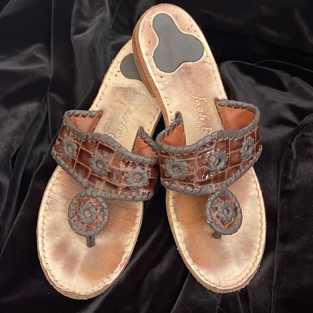 Vintage Jack Rogers Navajo Sandals Brown Croc-Embossed Patent Leather